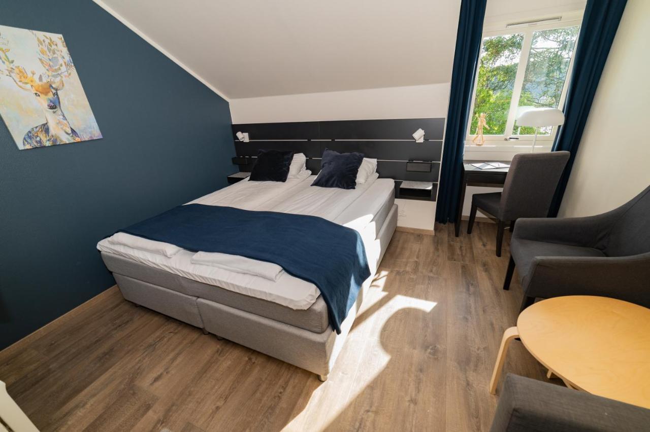 Hotell Maritim Skjervoy Esterno foto