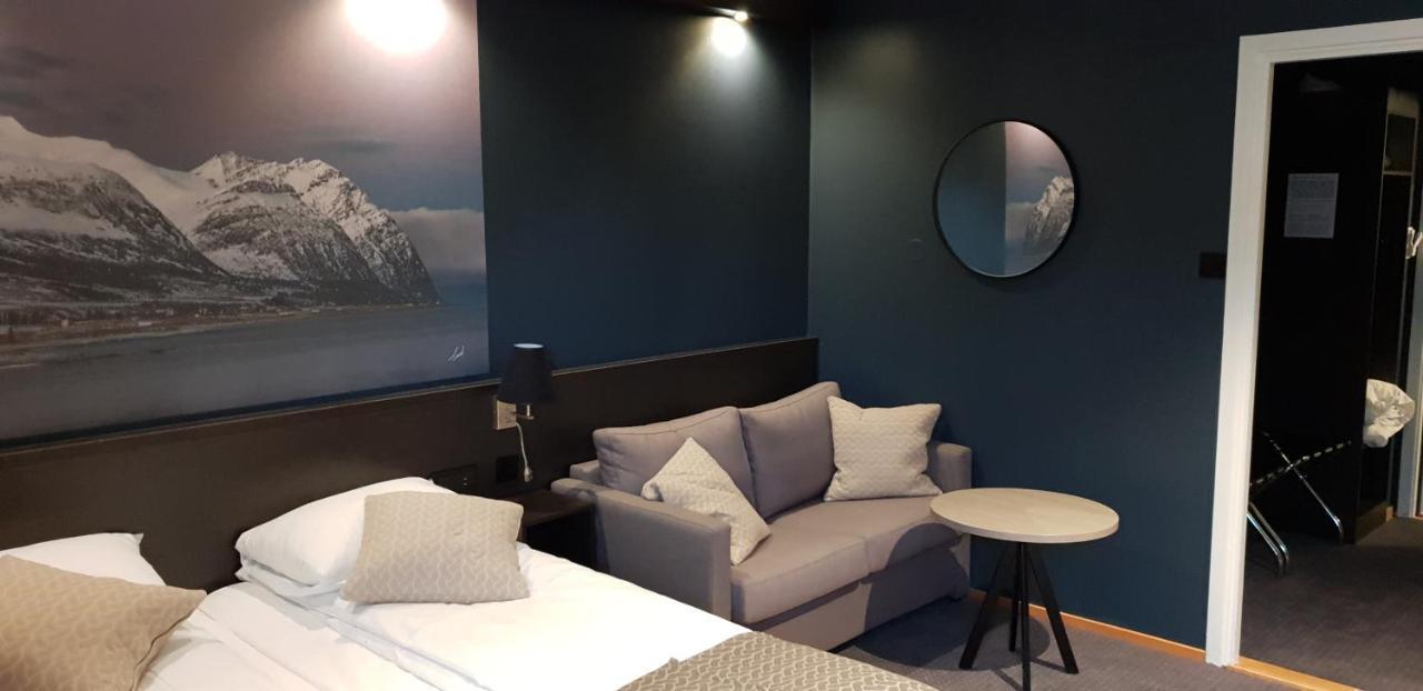 Hotell Maritim Skjervoy Esterno foto